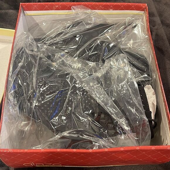 Glaze size 7 black suede heel open toe - Picture 4 of 5